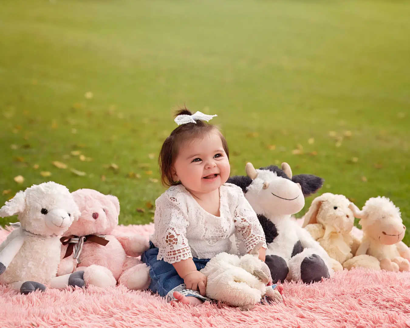 At Home Newborn Photography: The Ultimate Guide to In-Home Baby Sessions